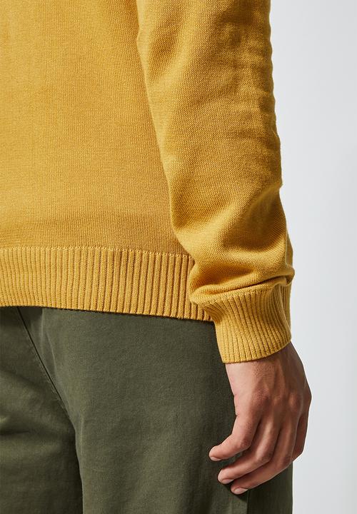 Superbalist - Premium slim fit roll neck knit - mustard