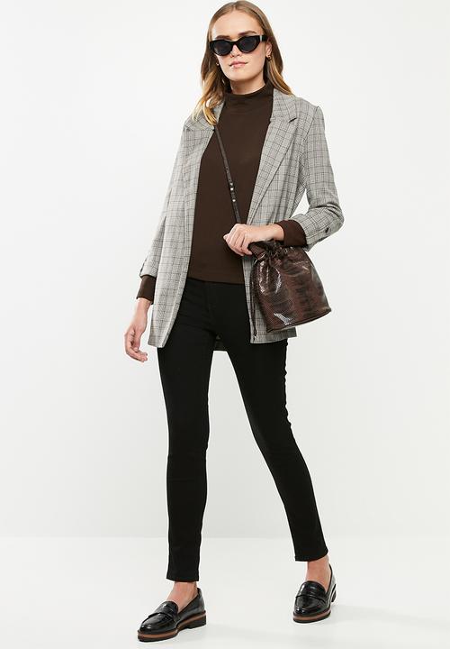 Jacqueline de Yong - Willow high neck top - coffee