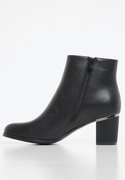 Butterfly Feet - Saphire boot - black