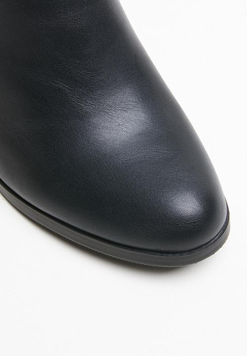 Butterfly Feet - Saphire boot - black