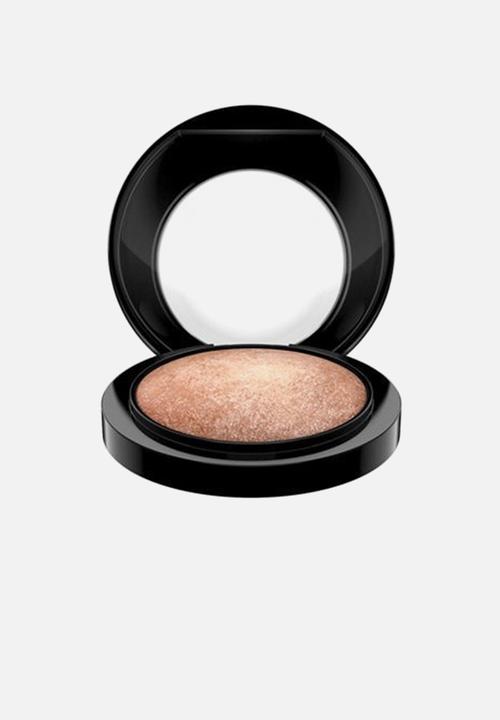MAC - Pearl Thusi Me Kit