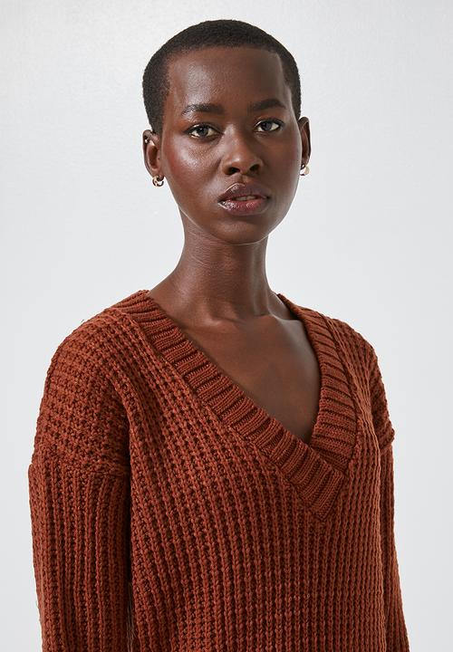 Superbalist - Slouchy v-neck pullover - rust