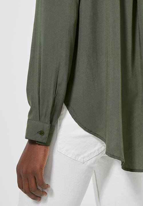 Superbalist - Relaxed curved hem shirt - khaki