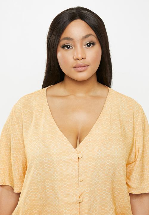 Superbalist - Plus sleep shirt & pants set - yellow 