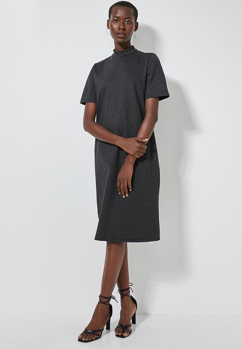 Superbalist - Hi neck shift dress - grey