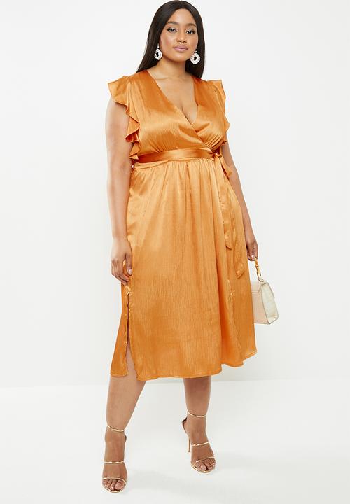 Glamorous - Plus crinkle satin ruffle dress - orange