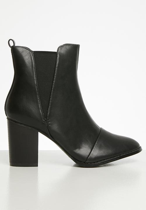 edit - Katie chelsea boot - black