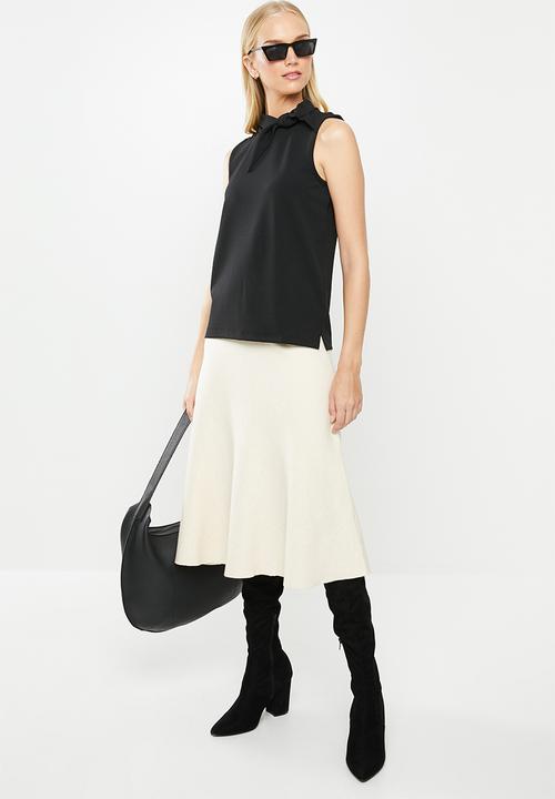 Jacqueline de Yong - Catia sleeveless neck binding top - black
