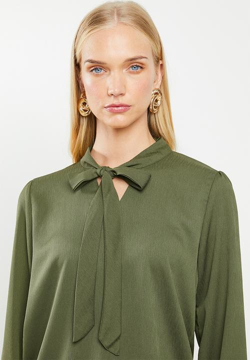 Jacqueline de Yong - Aubrey long sleeve bow-neck top - khaki 