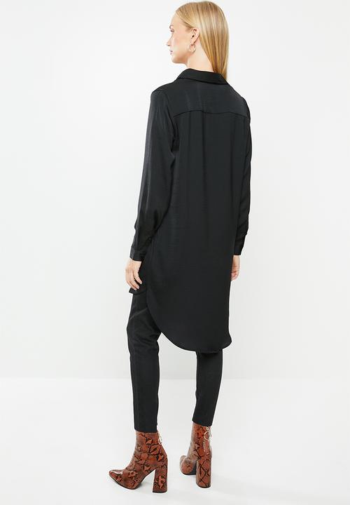Jacqueline de Yong - Tara long sleeve hi-low long shirt - black