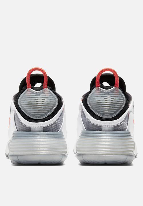 Nike - Air Max 2090  - white / pure platinum / bright crimson