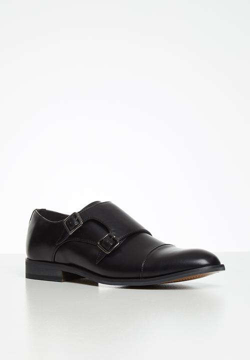 Superbalist - Jonah monk strap - black
