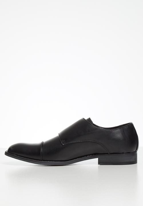 Superbalist - Jonah monk strap - black
