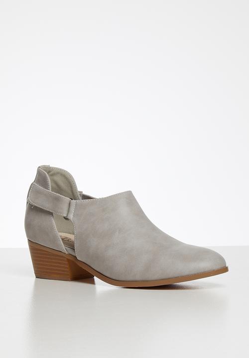 Butterfly Feet - Capricorn boot - grey
