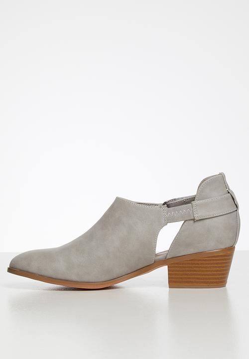 Butterfly Feet - Capricorn boot - grey