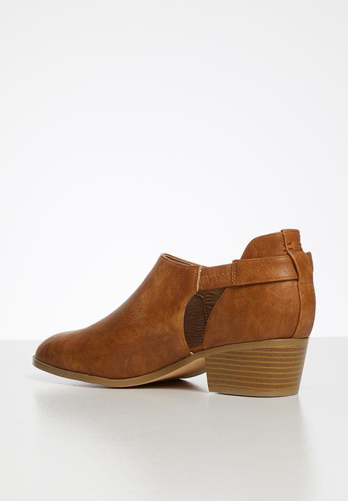 Butterfly Feet - Capricorn boot - tan