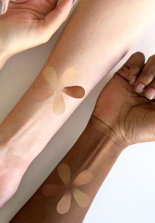Elizabeth Arden - Ceramide Lift and Firm Makeup SPF 15 PA++ - Cameo