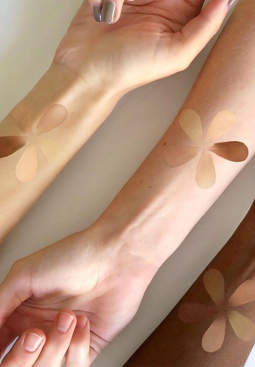 Elizabeth Arden - Ceramide Lift and Firm Makeup SPF 15 PA++ - Bisque
