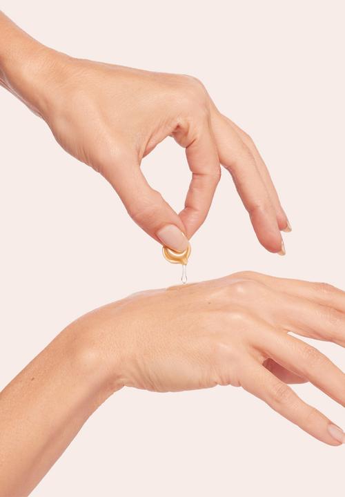 Elizabeth Arden - Advanced Ceramide Capsules Daily Youth Restoring Serum - 90pc