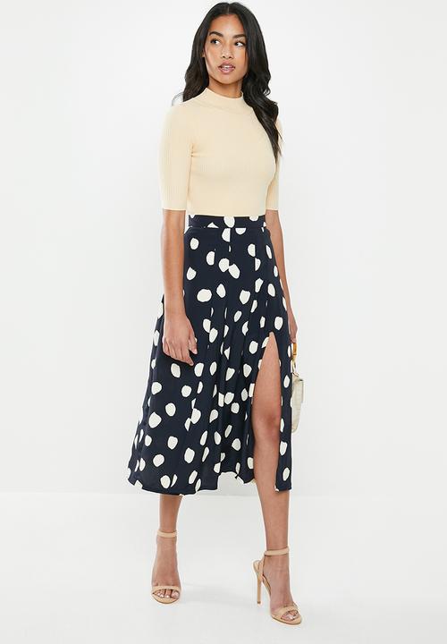 Glamorous - Petite messy spot skirt - navy & cream