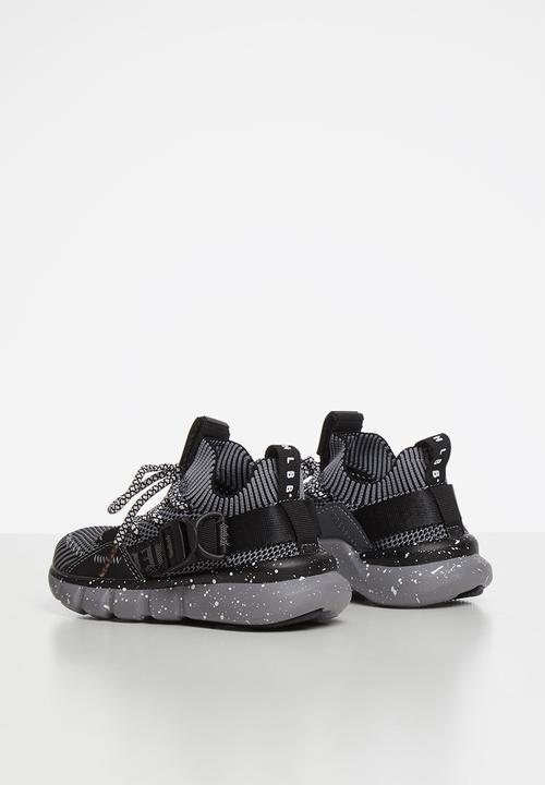 Pop Candy - Boys sneaker - grey & black