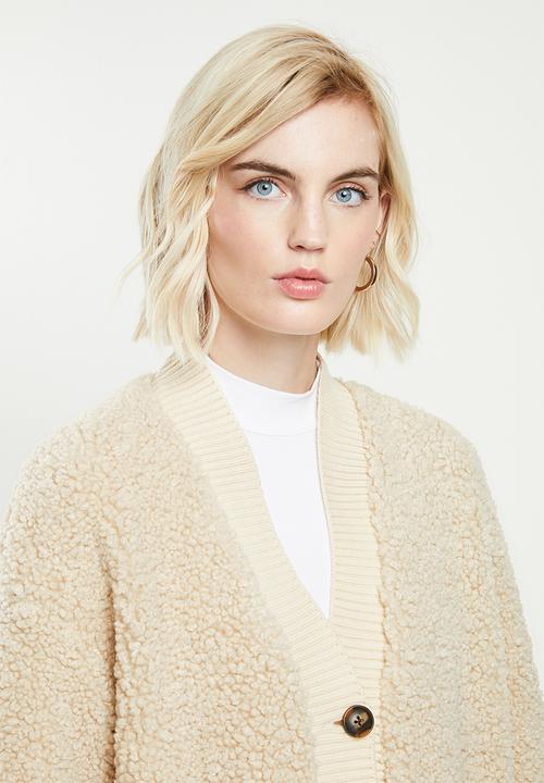 Vero Moda - Annika short teddy jacket - neutral