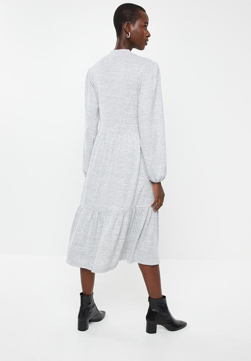 MILLA - Knit tiered midi dress - grey