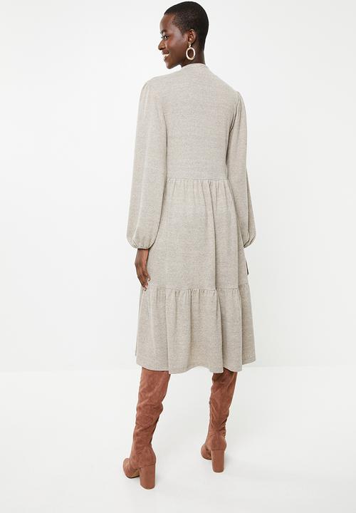 MILLA - Knit tiered midi dress - beige