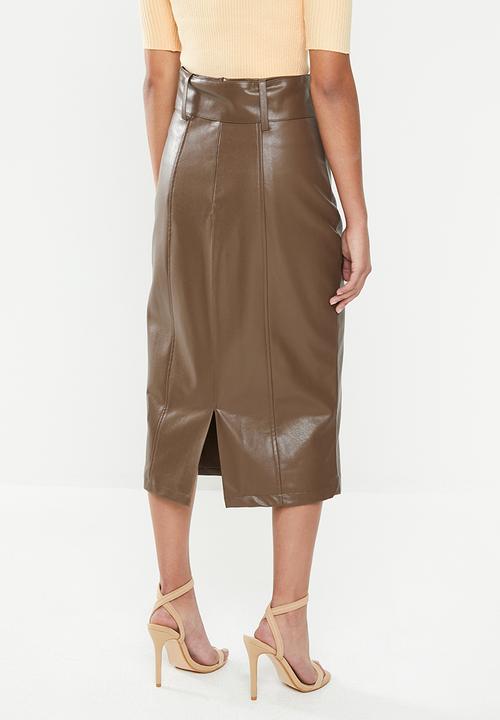Glamorous - Petite brown PU 3/4 skirt - brown