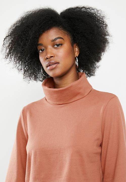 Glamorous - High neck sweat- cream