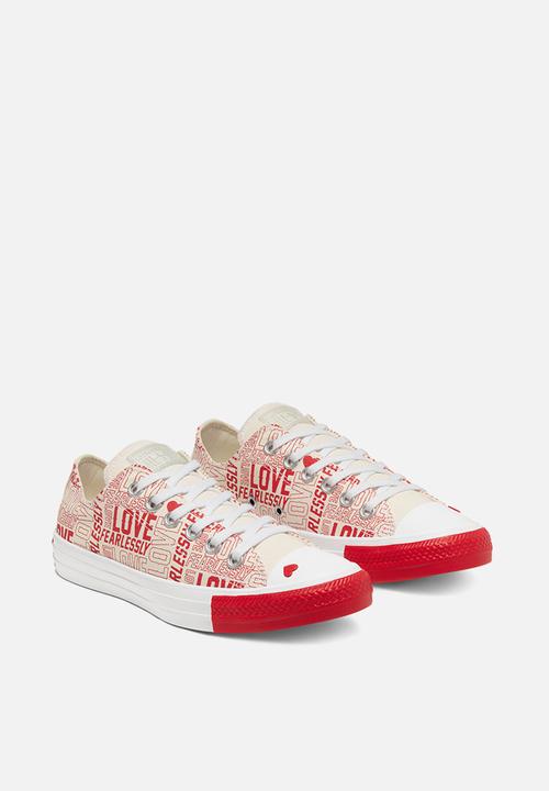 Converse - Chuck Taylor All Star - love fearlessly