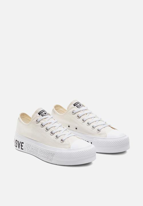 Converse - Chuck Taylor All Star Lift - love fearlessly