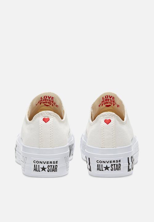 Converse - Chuck Taylor All Star Lift - love fearlessly