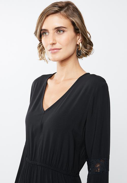 edit - Soft tiered midi dress - black