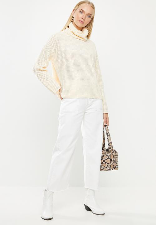 Vero Moda - Leanna rollneck blouse - cream