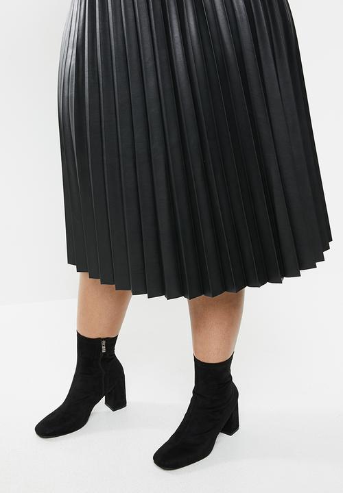MILLA - Pu leather pleated skirt - black