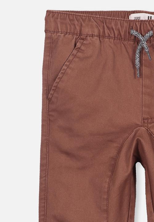 Cotton On - Logan cuffed pant - brown
