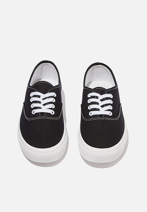 Cotton On - Jamie lace up plimsoll - black white canvas
