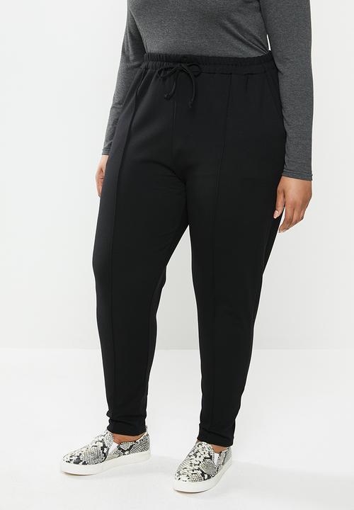 edit Plus - Knit peg leg trouser - black