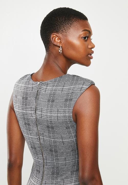 VELVET - Extend sleeve bodycon - black & white check