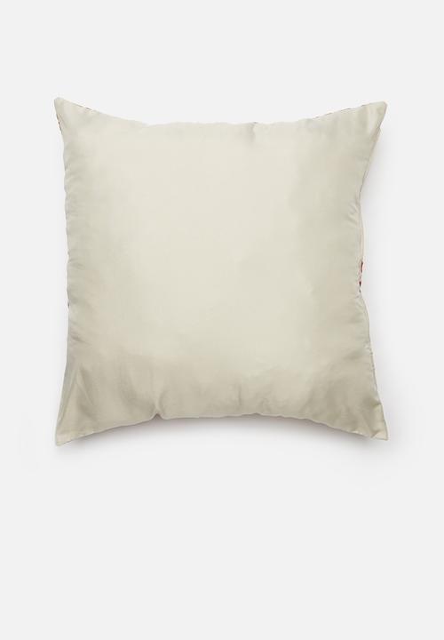 Grey Gardens - Dots cushion cover - red