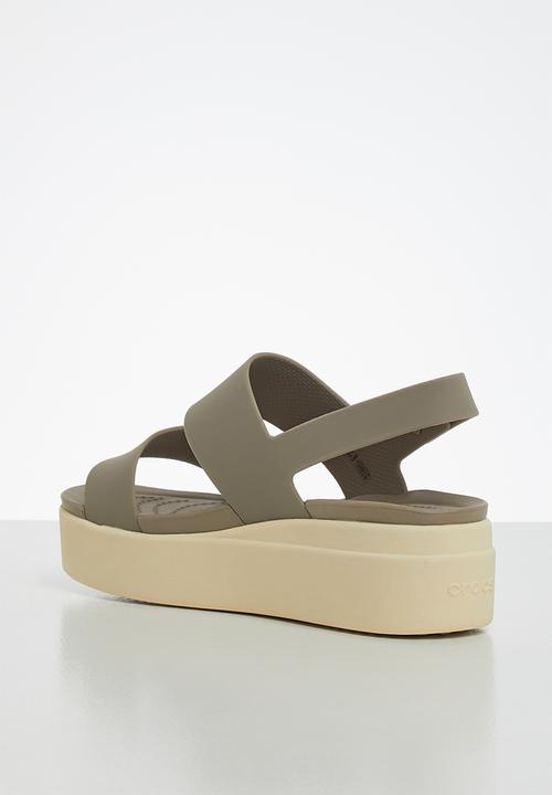 Crocs - Brooklyn low wedge - khaki