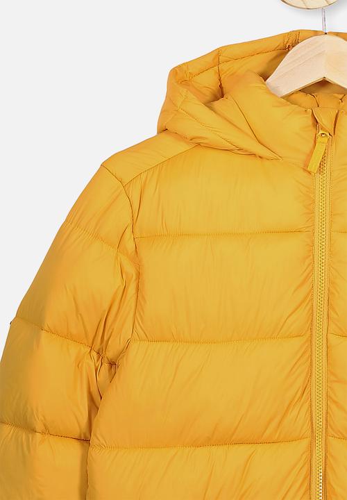 Free by Cotton On - Charlie puffer - honey gold