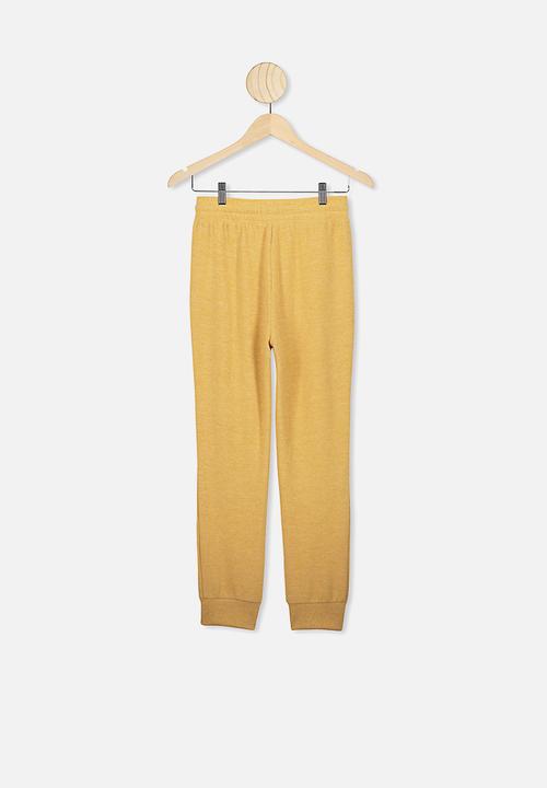 Free by Cotton On - Super soft trackpant - yellow 