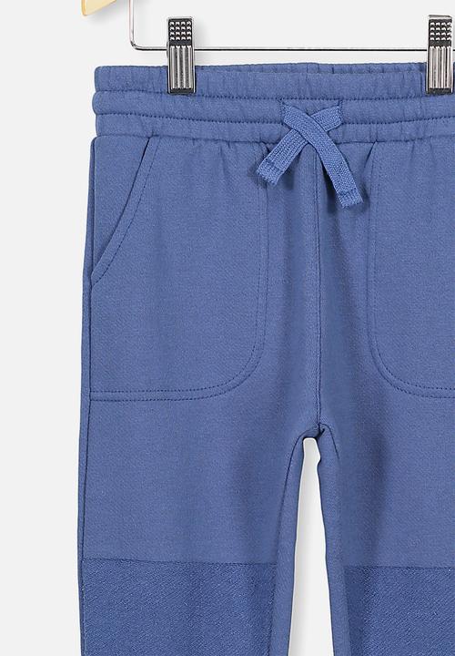 Cotton On - Heritage track pant - petti blue knee panel