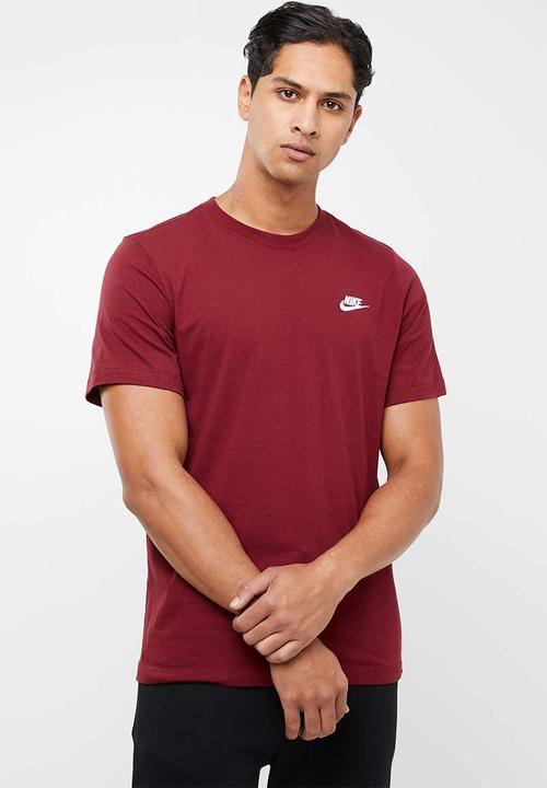 burgundy and white nike shirt