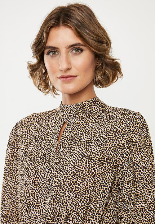 edit - Waisted blouse with keyhole - multi 