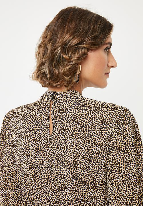 edit - Waisted blouse with keyhole - multi 