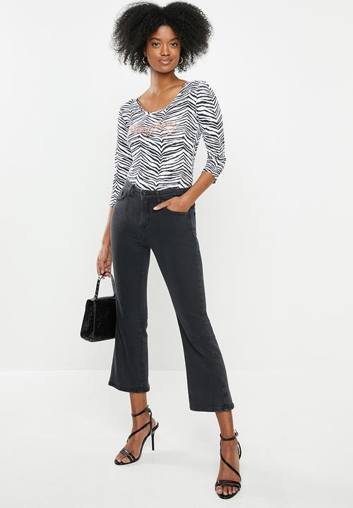 SISSY BOY - Zebra print logo v neck tee - black & white