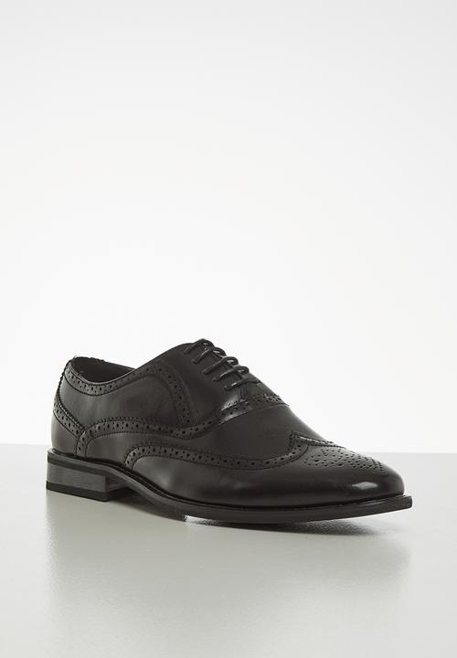 Superbalist - Brody brogue  - black